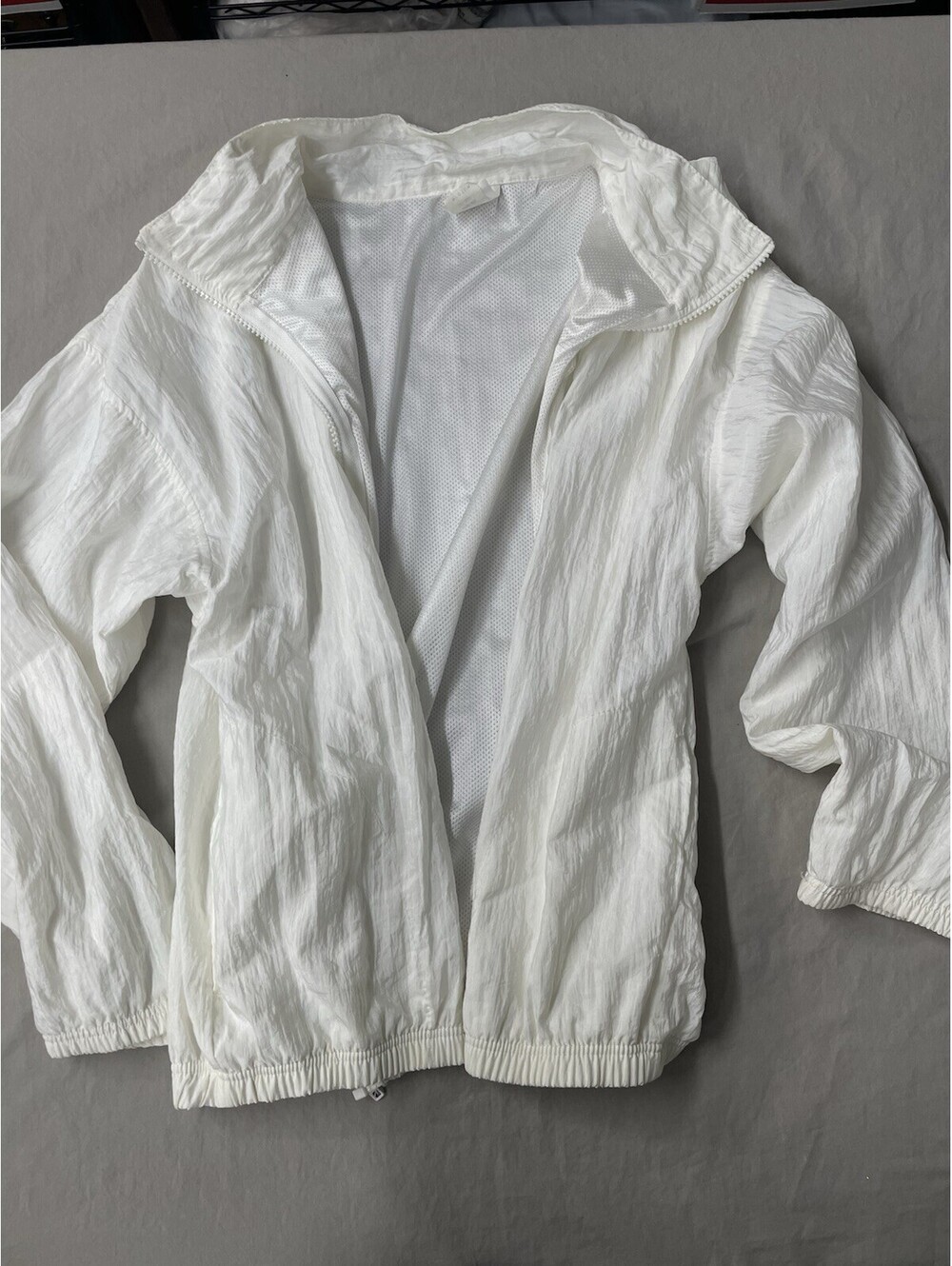 Body Wrappers Jacket White Windbreaker Zip Up Size Medium